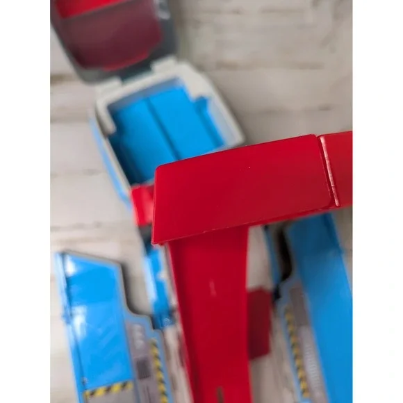 Paw Patrol Semi Truck Launch 'n Haul Patroller 2-in-1 Track Set (6053365) - Picture 6 of 7